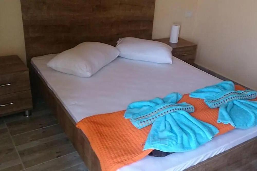 Onur Motel Faralya Fethiye Exterior photo